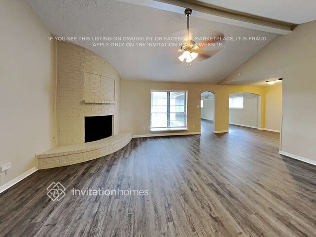 Photo - 1824 Meadow Creek Dr