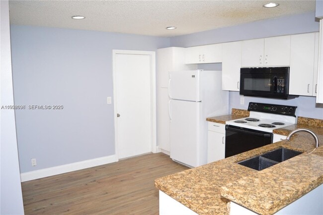 Photo - 1497 Veracruz Ln