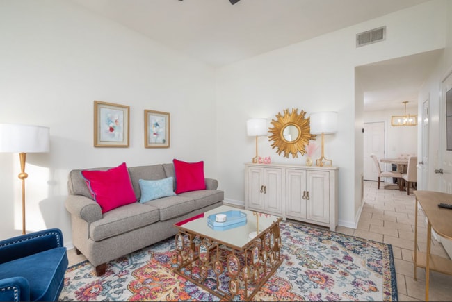 Photo - 316 Critz St