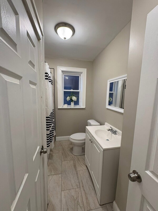 Photo - 1637 McLaran Ave Unidad 1st Floor