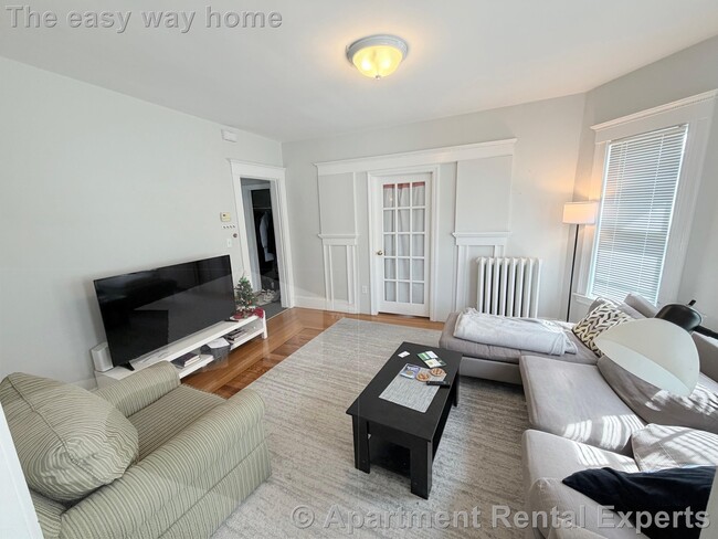 Photo - 34 Leonard St Unit #2