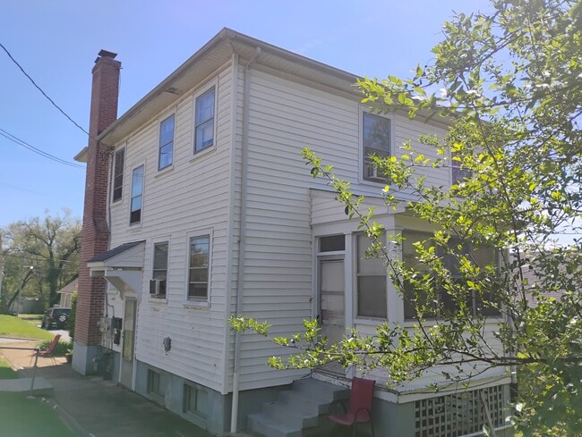 Photo - 701 Orchard St