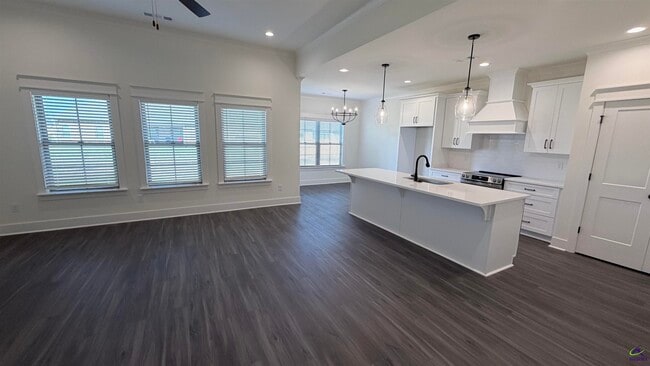 Photo - 531 Bristleleaf Path