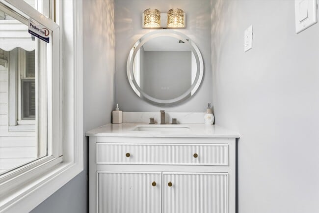 Photo - 1428 24th St