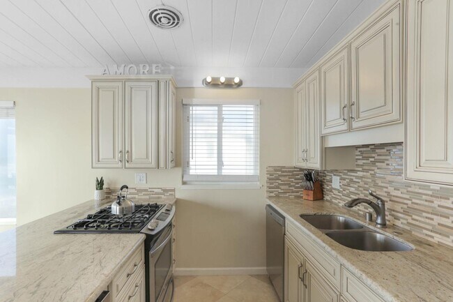 1620 Seacoast Dr