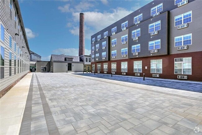 Building Photo - 327 Pine St Unit 1017 Rental