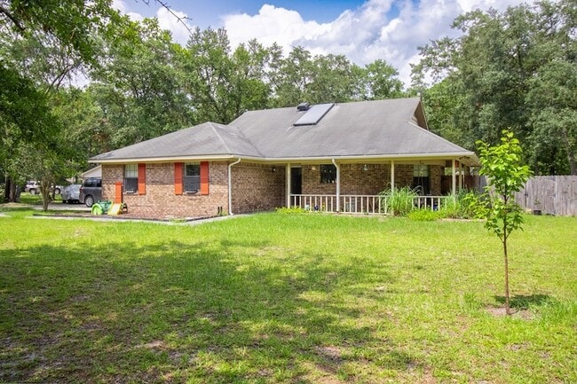 Photo - 21 Pinewood Ln