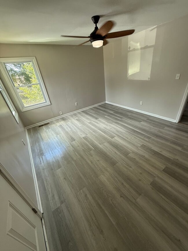 Photo - 227/229 MLK Jr Blvd Unidad 227