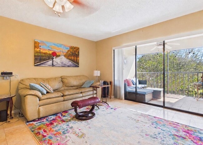 Photo - 2450 Pelican Ct Unit 202Q