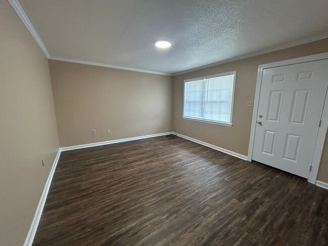 Photo - Washington Square Apartments #21 Unidad 021