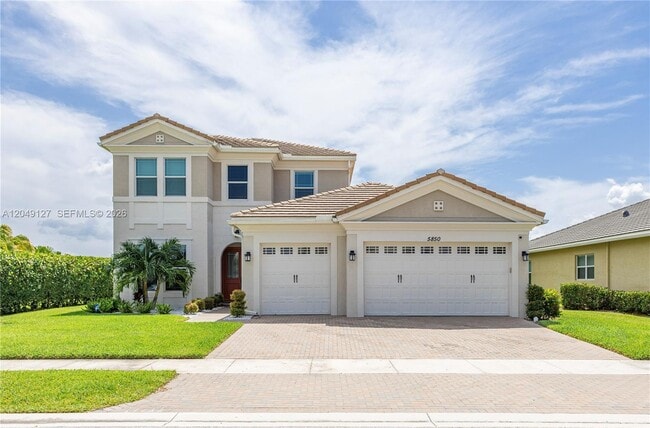 Building Photo - 5850 Whippoorwill Cir