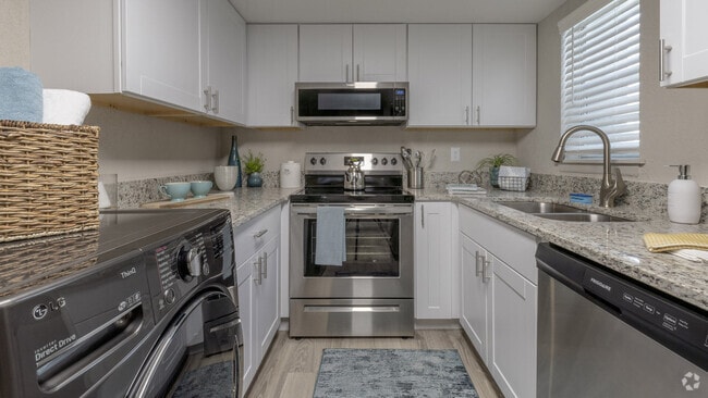 Building Photo - Cove at Peninsula Rental