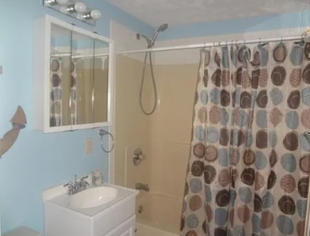 Photo - 1419 Bacon St