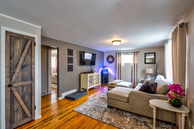 Photo - 3615 Anemone Cir