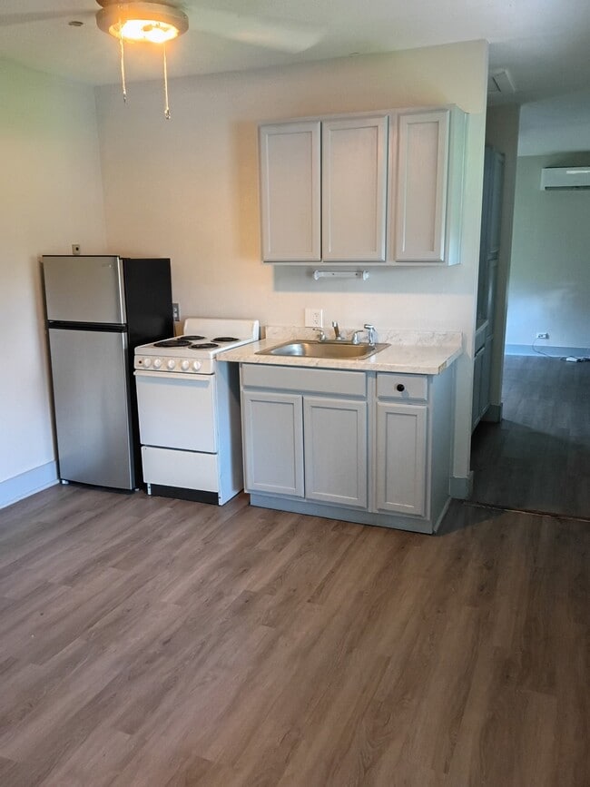 12534 Roberts St Unit 1