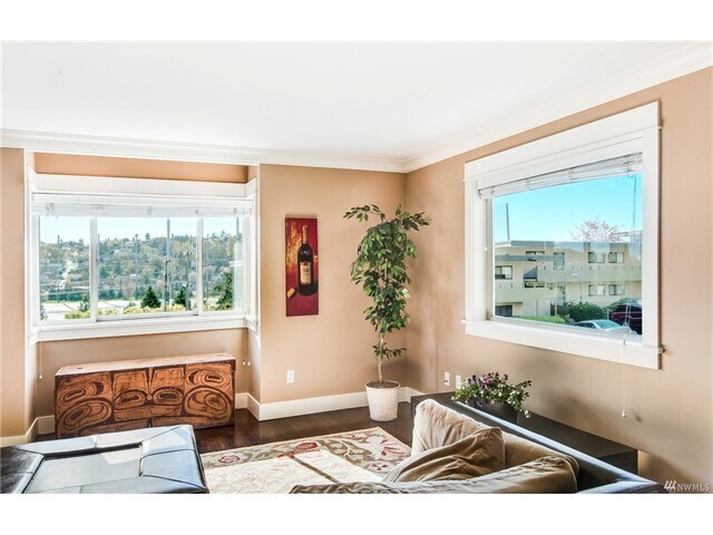 Photo - 2819 14th Ave W