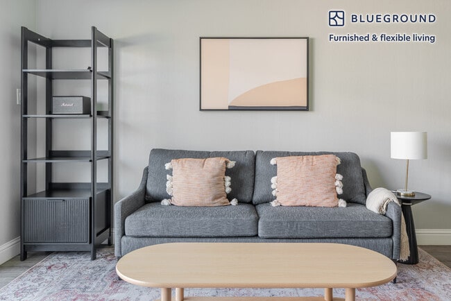 Photo - 2019 Shore Line Dr Unit FL2-ID1958