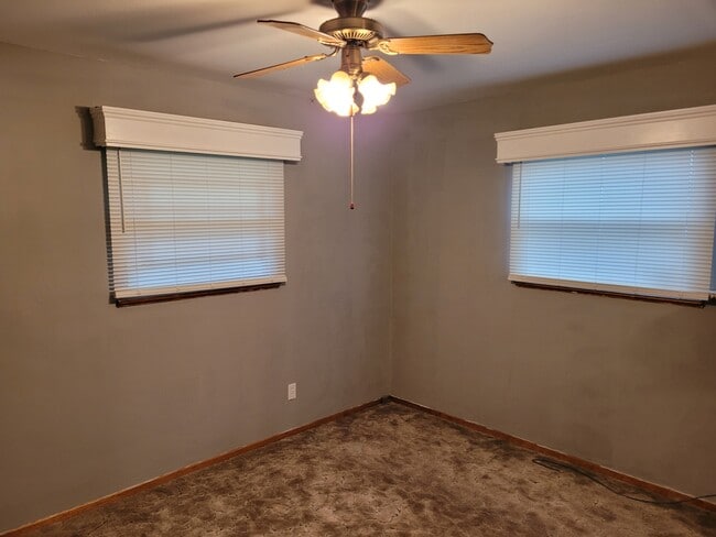 10455 Big Bend Rd