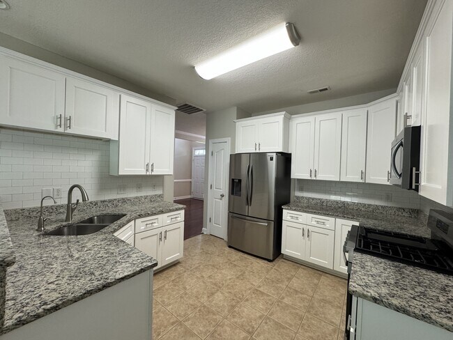 Photo - 217 Stagecoach Dr