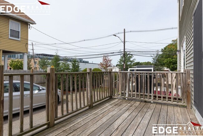 Photo - 58 Holton St Unit 4