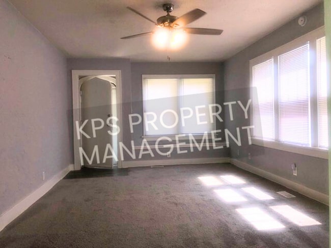 Photo - 833 S Green St