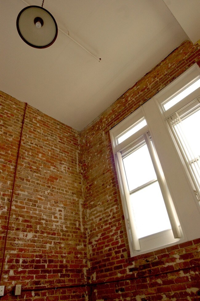 Photo - Berry Building