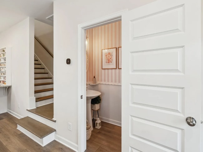 Photo - 147 Bess Blvd