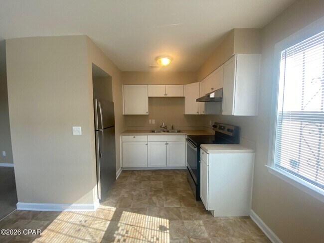 Photo - 6415 Winona St Unit B