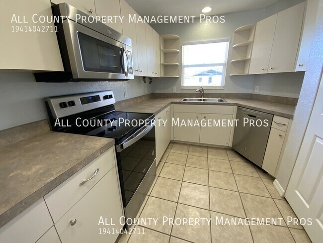Photo - 1189 Coleman Ave