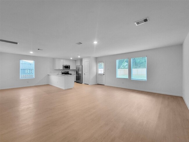 Photo - 31327 Black Cherry St