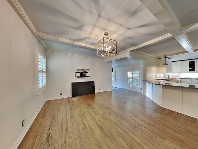 Photo - 8902 Redondo Dr