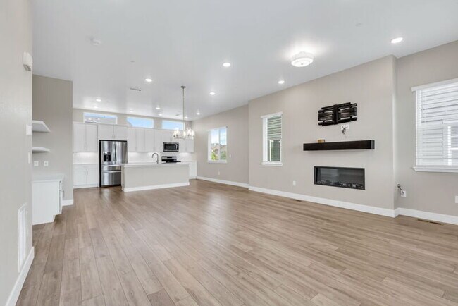 Photo - 1555 W 67th Ave House