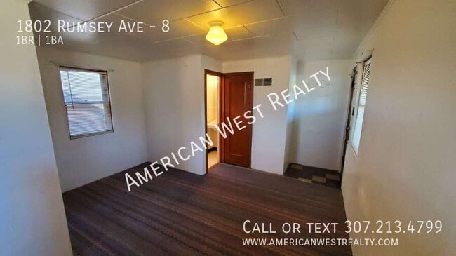 Building Photo - 1802 Rumsey Ave Unit 8