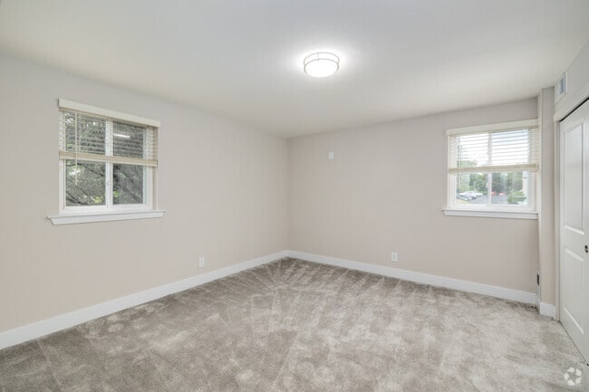 2BR, 1BA - 760SF - Primary Bedroom - Pine Manor Apartments