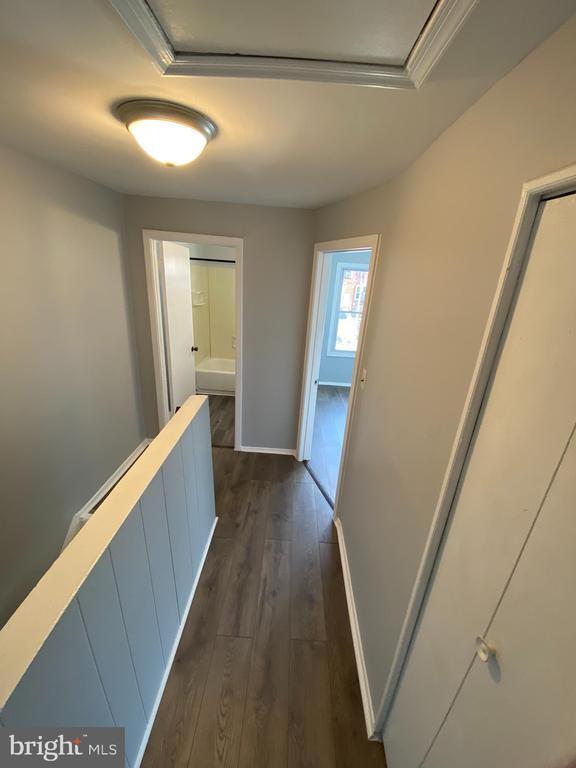 Photo - 2004 Kelmore Rd