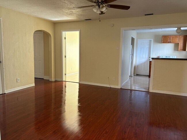 Photo - home for rent in South St. Pete
