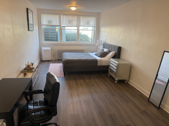 Photo - 441 Manor Pl NW Unit Apt 2