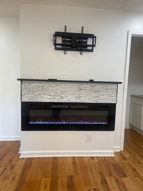 Photo - 401 E 17th St