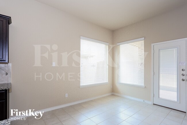 Photo - 921 Lake Cypress Ln