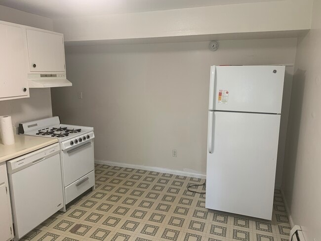 Photo - 103 Salem Dr Unit 103 Salem Drive Apt B