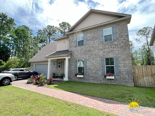 Building Photo - Stunning 5 bedroom home in Santa Rosa Beach!