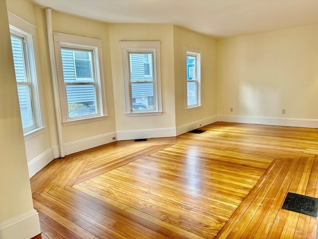 Photo - 103 Belmont St Unidad 1