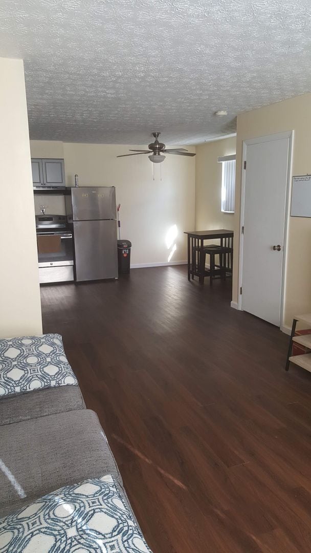 Photo - 356 E 13th Ave Unidad 356 E 13th #1