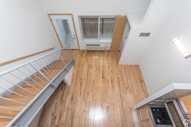 1BR Studio Loft