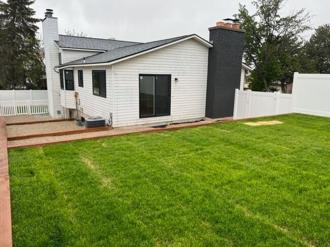 Photo - 1208 E Cedar View Dr