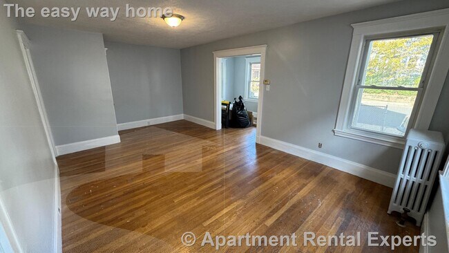 Photo - 54 Hooker Ave