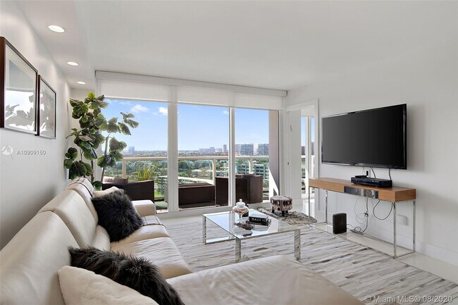 Photo - 100 Bayview Dr Unit 802