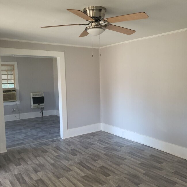128 Wrightsville Ave