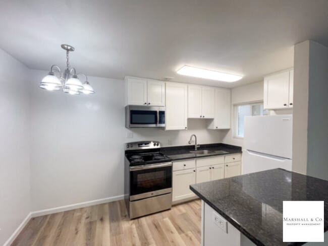 Photo - GERSTLE PK! QUIET 2BR/1BA, SMALL BLDG,MANY NEW FEATURES!WALK TO TOWN!