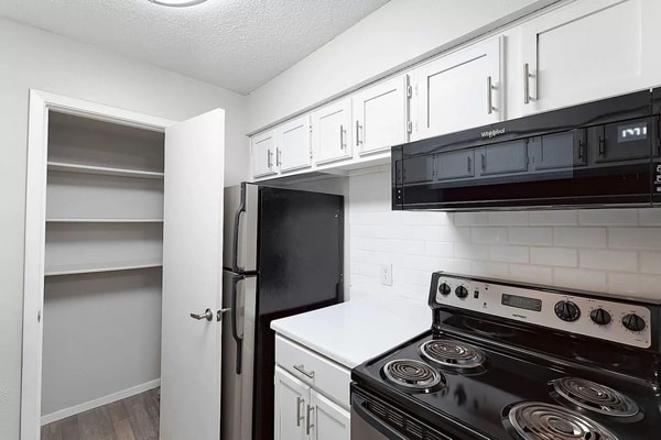 City Crest Apartments